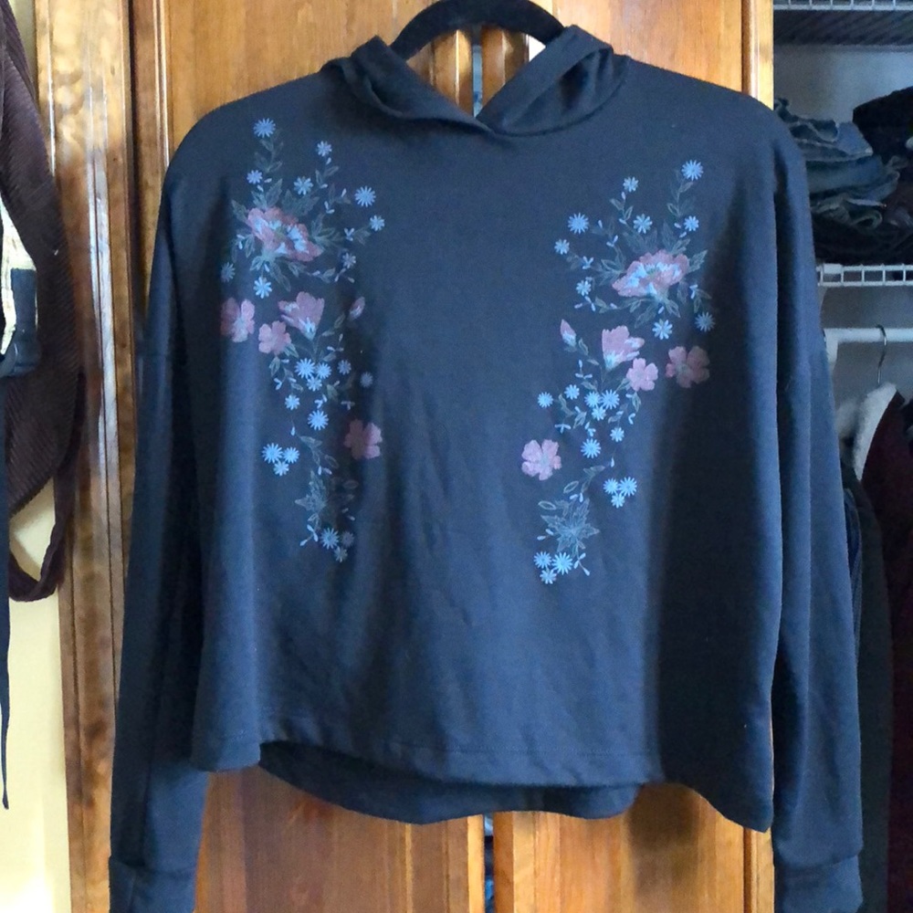 Hooded Floral Sweatshirt